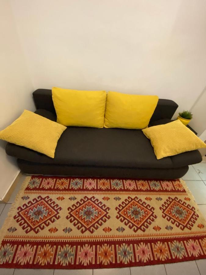 Apartment And Rooms Heart Of The City Budapest Exterior foto