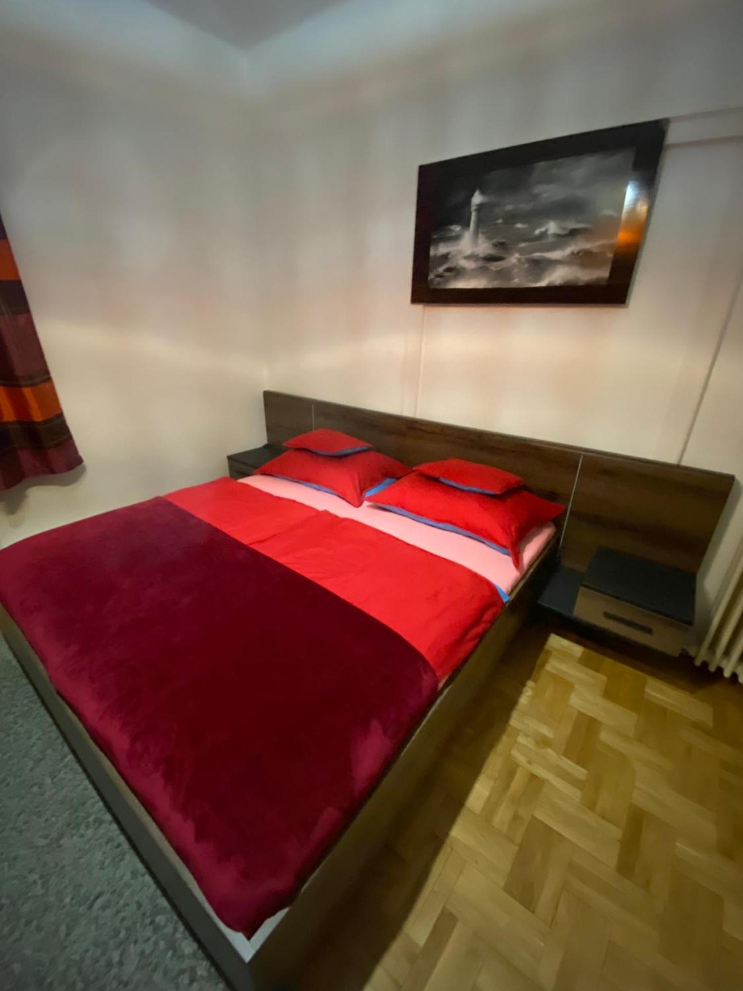 Apartment And Rooms Heart Of The City Budapest Exterior foto
